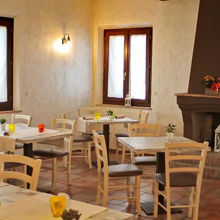 Hotel La Dei Gagliardi 3*