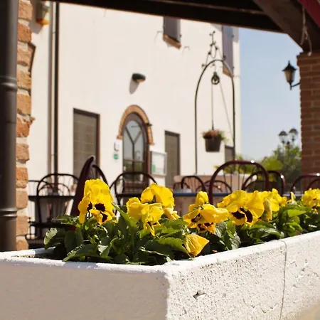 La Dei Gagliardi Hotel