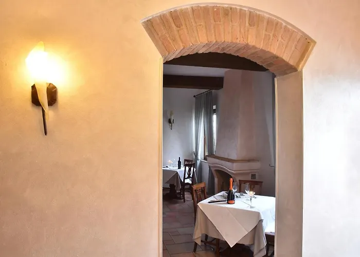 Hotel La Dei Gagliardi 3*